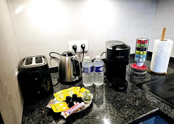 Cozy With Parking And Outdoor Space