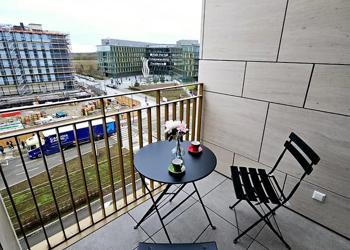 Appartamento Cozy With Parking And Outdoor Space *