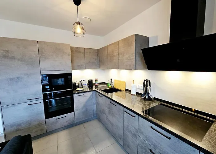 Apartamento Cozy With Parking And Outdoor Space *